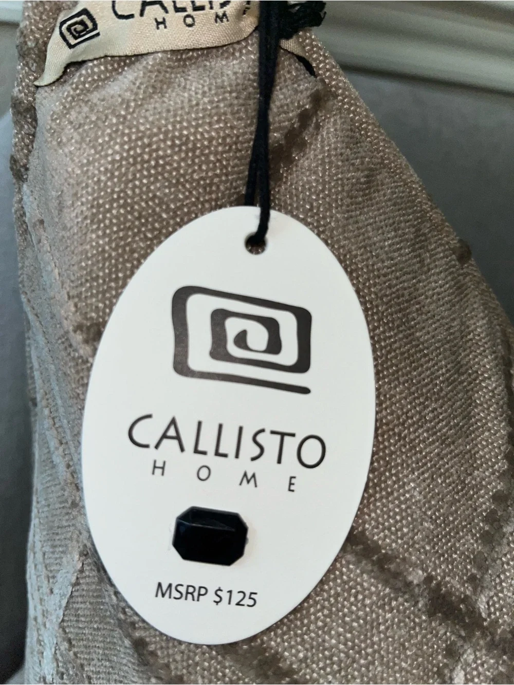 1-NWT CALLISTO HOME TAUPE TEXTURE DESIGN LUXURY DECORATIVE PILLOW (T30133F11)